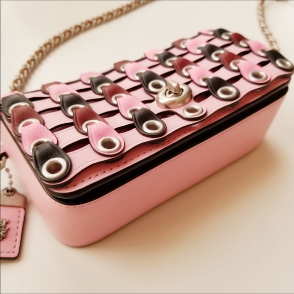 🔴SOLD🔴 COACH Dinky Crossbody F86832 - Picture 4 of 8
